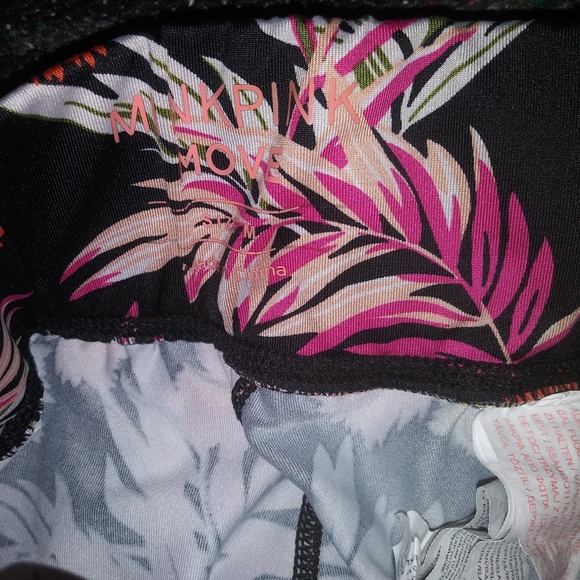 MINKPINK | "MOVE" Floral Leggings Size Medium - Picture 5 of 5